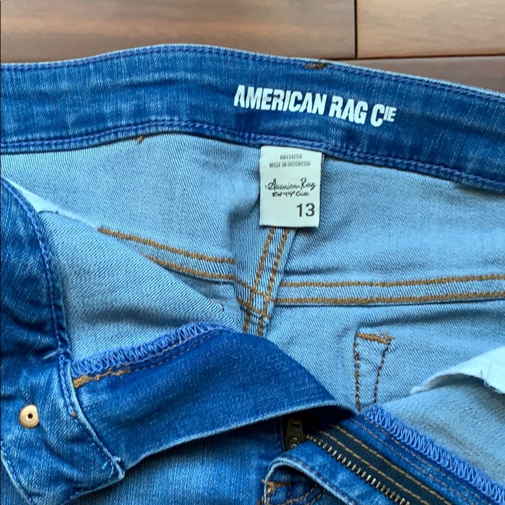 American Rag Jeans - Picture 2 of 9